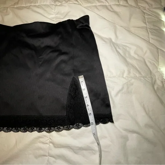 Elastic Black stretch Lace Trim Mini Skirt size L - Picture 5 of 11